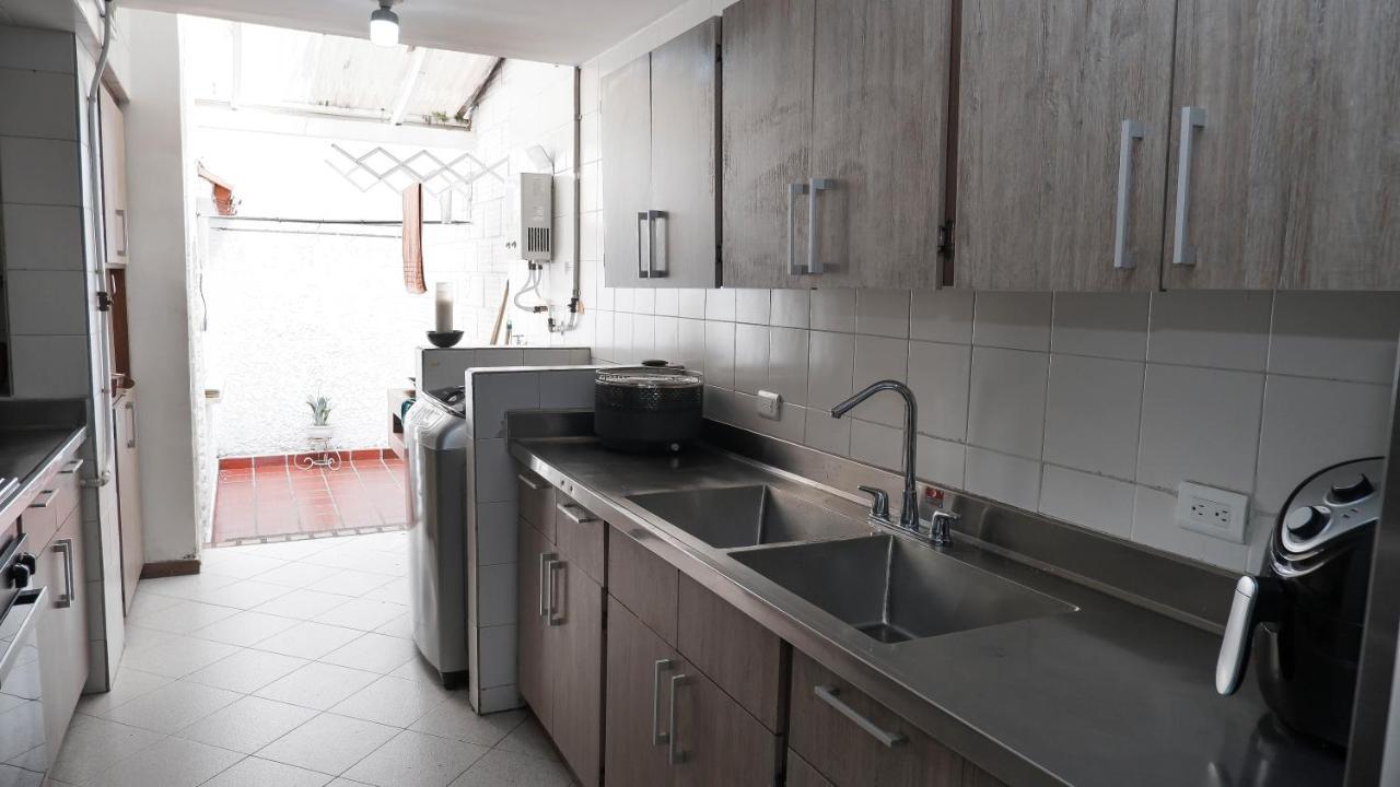 Casa La Palma Habitacion Cielo Медельин Экстерьер фото